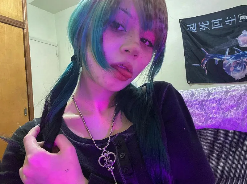 Thumbnail listening to music all day
