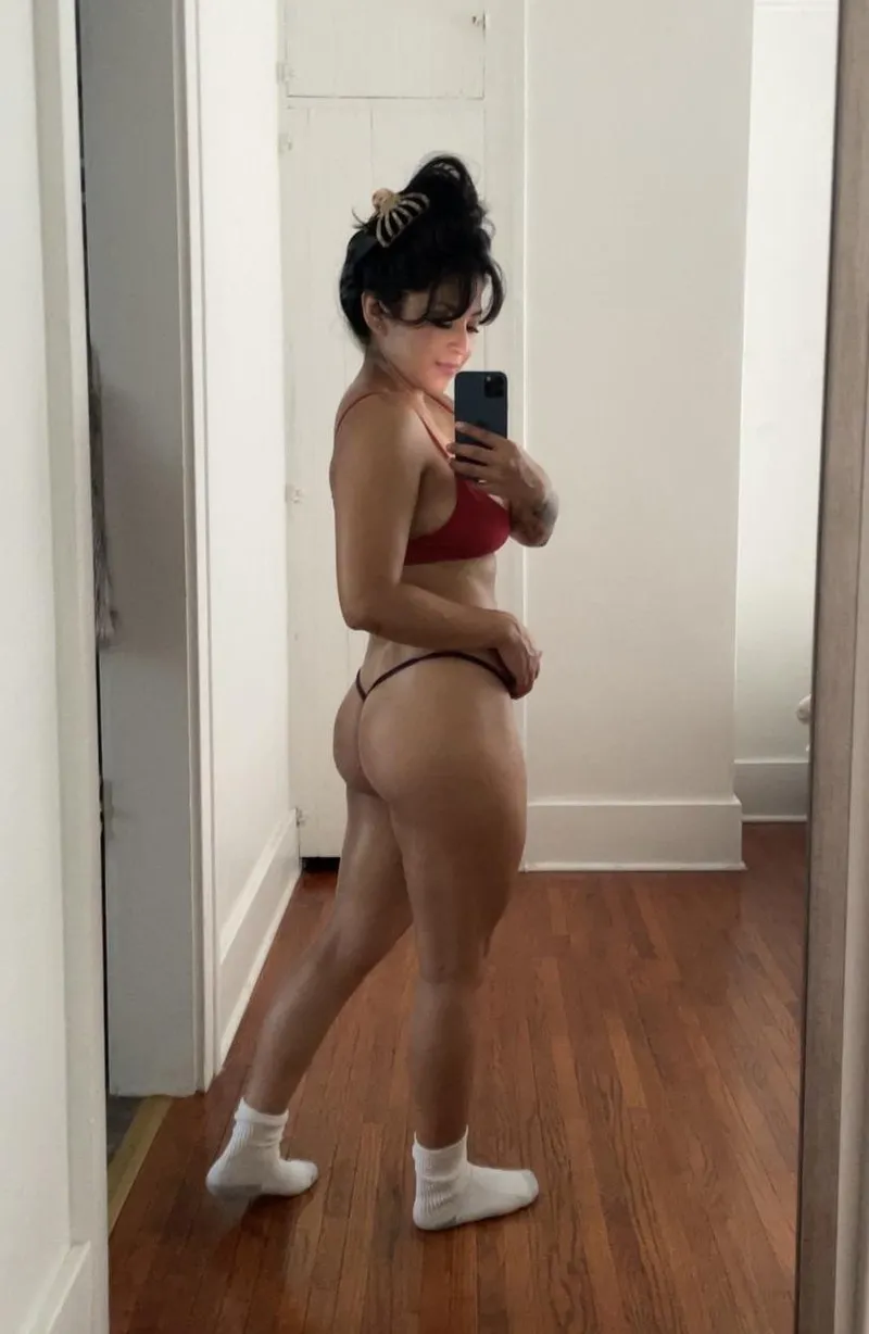 Thumbnail [F] These socks are gonna get me in trouble 😈
