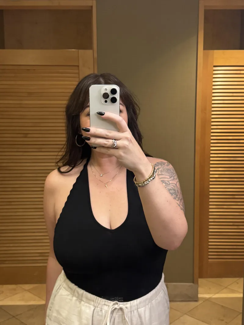Thumbnail No bra needed for this gorgeous top