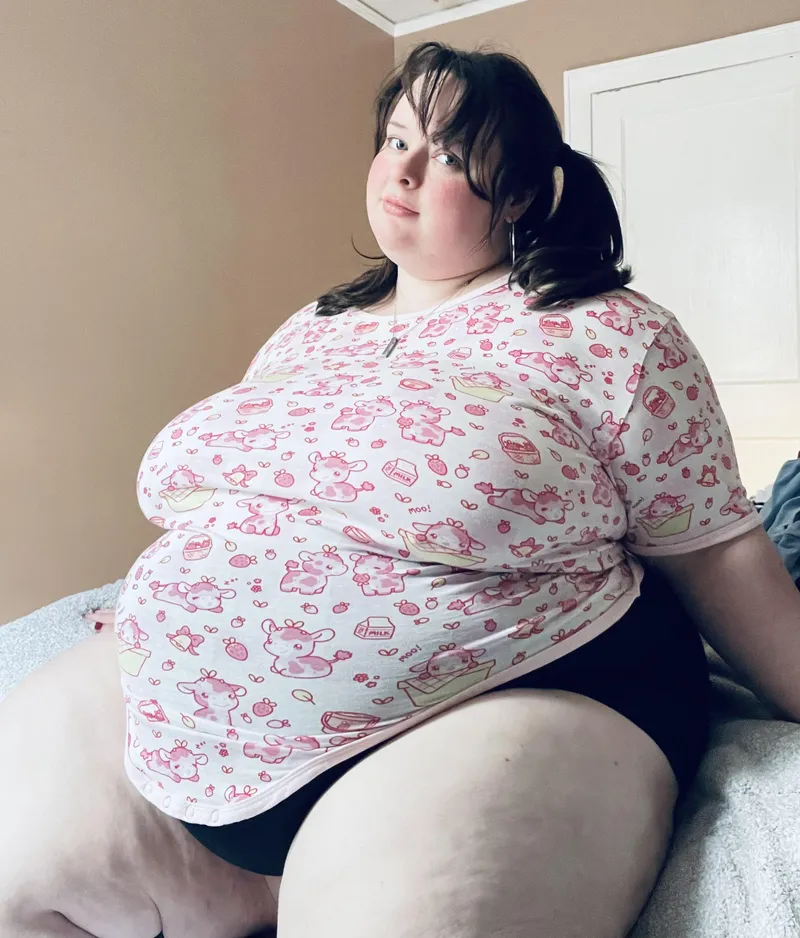 Thumbnail Not currently full of milkies but I could be, y’know? (I’m lactose intolerant 🥛🐄🚫)