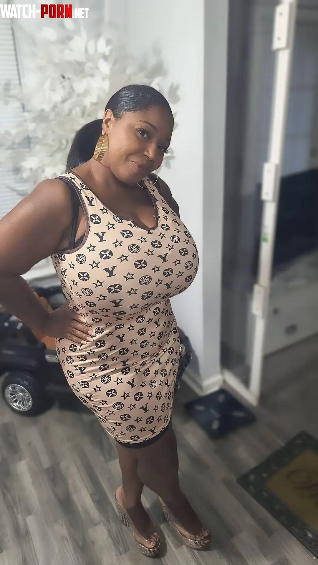 Black MILF by Desecr8or