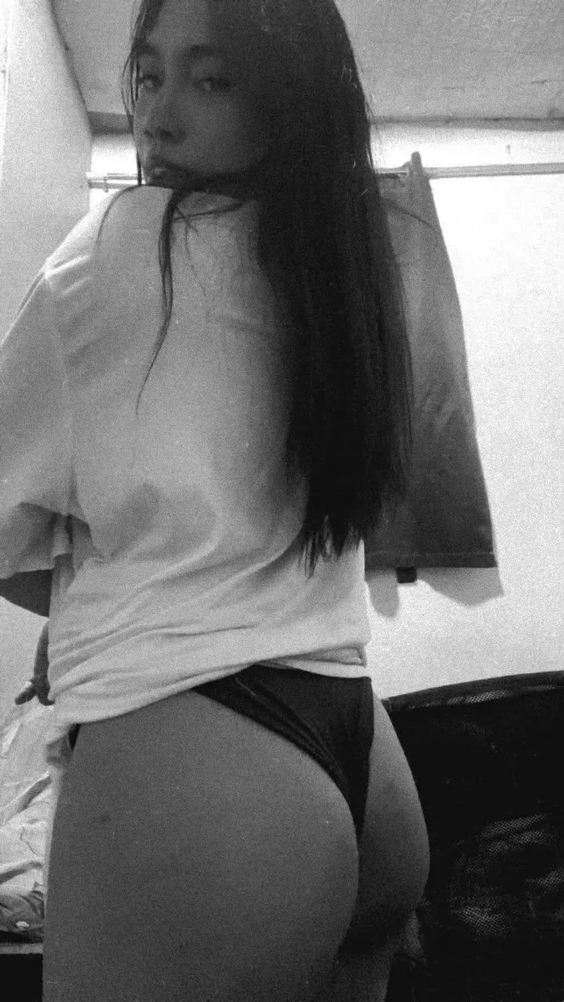 Thumbnail You like my ass?