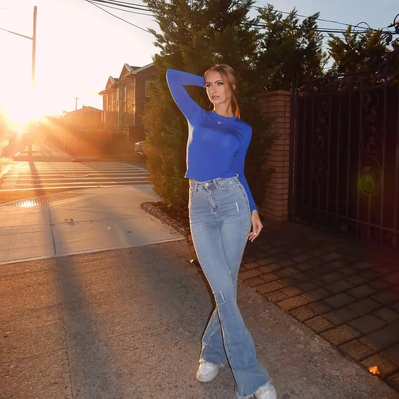 Thumbnail Yeva Konon