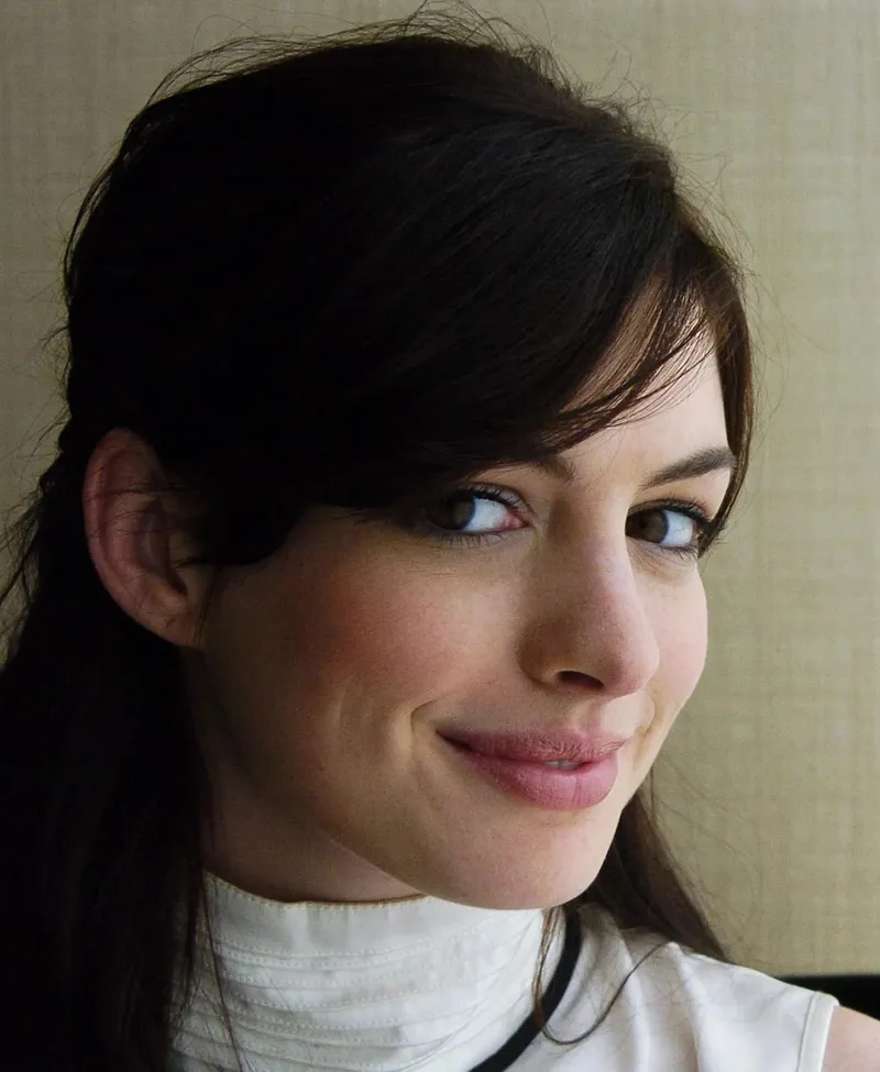 Thumbnail Anne Hathaway