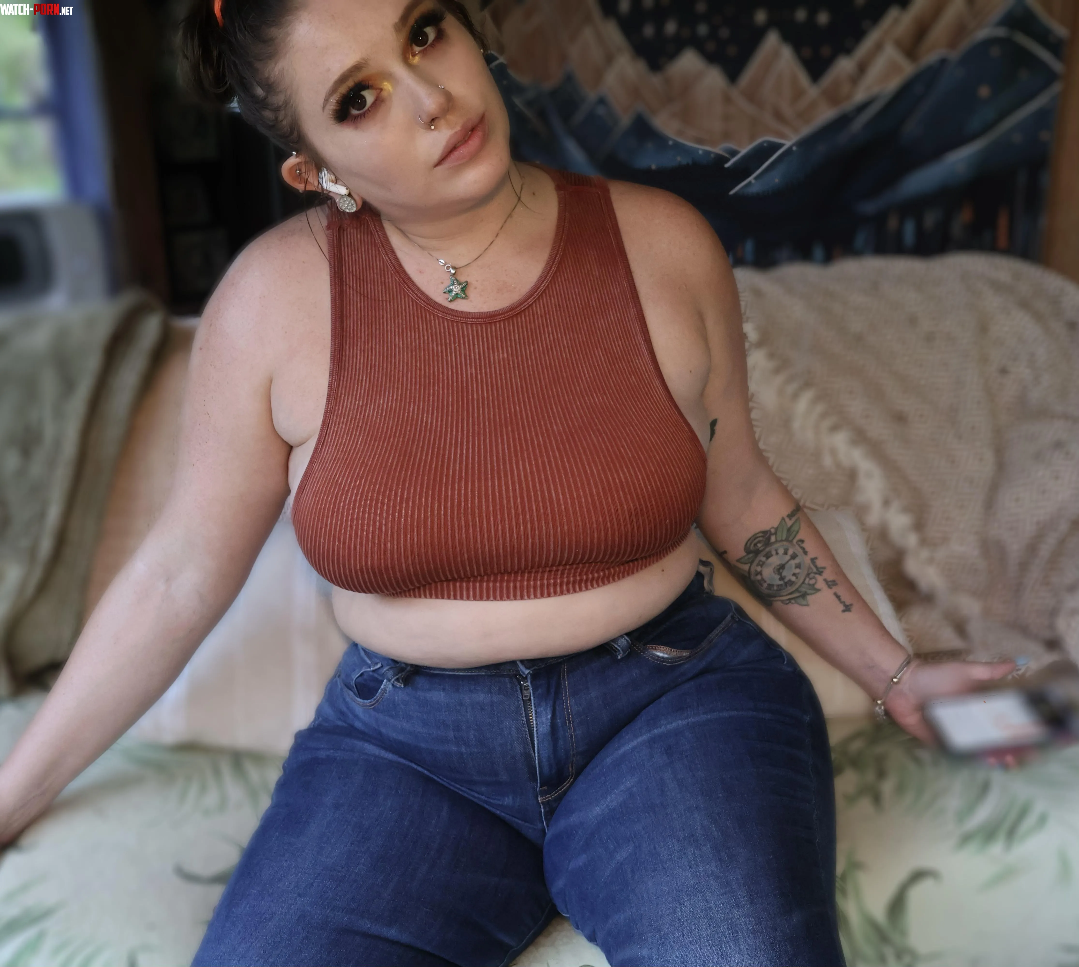 Probably time for me to let go of these jeans finally 😅😬🐷 by bellagurlsbelly