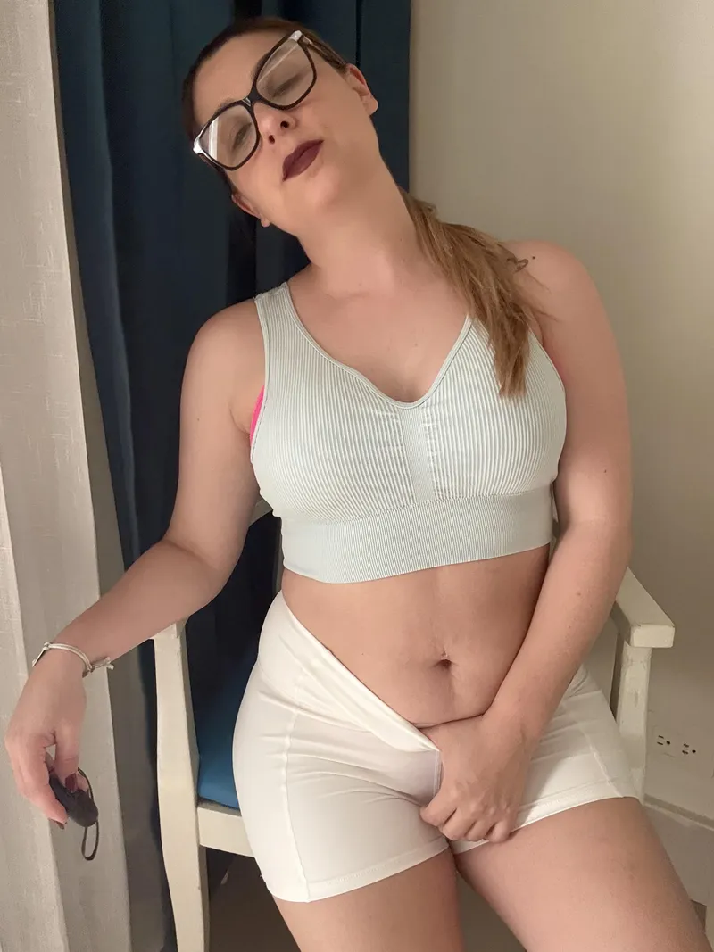 Thumbnail I like my sports outfit