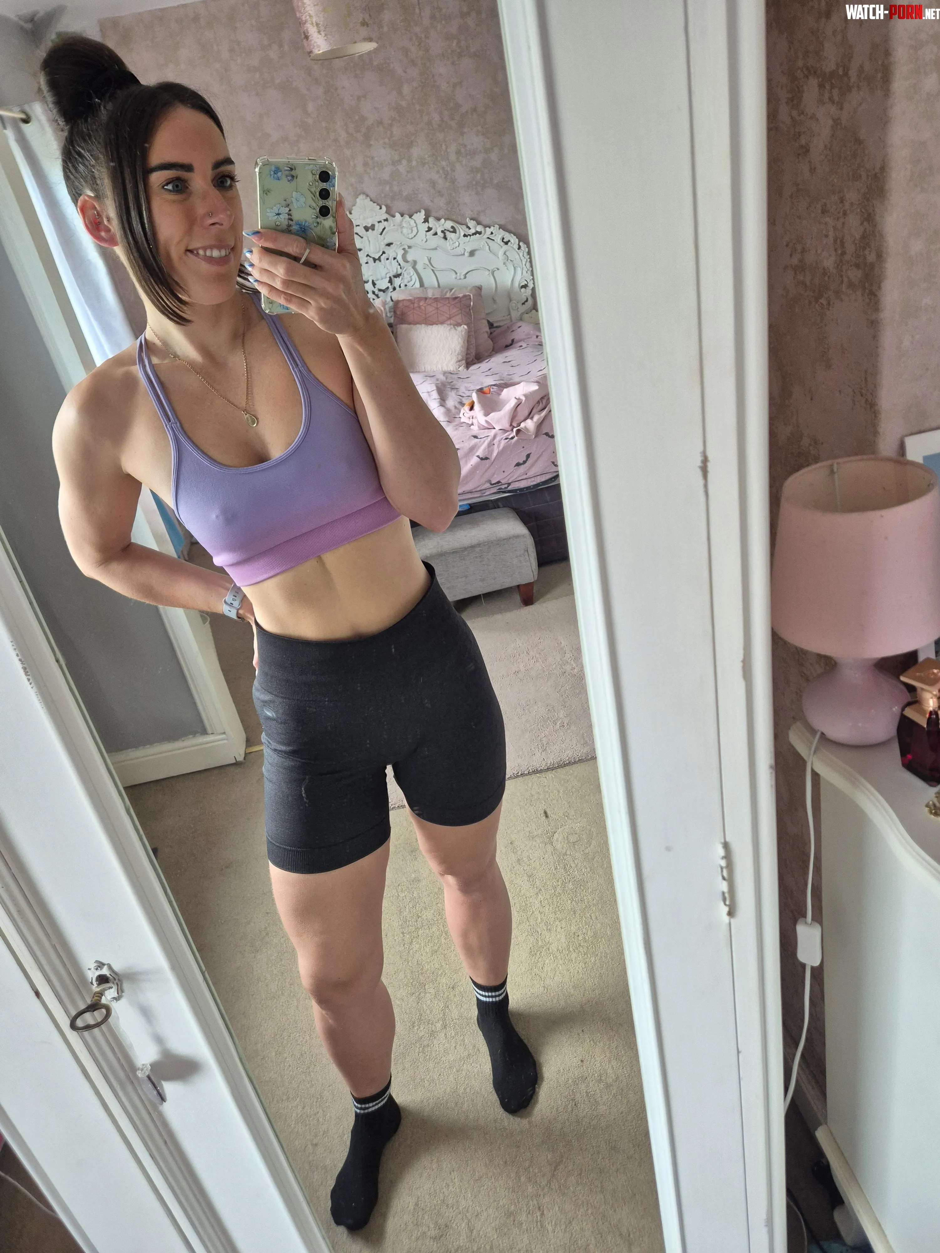 Happy Friday darlings 💪✨️ by blueeyegymga1