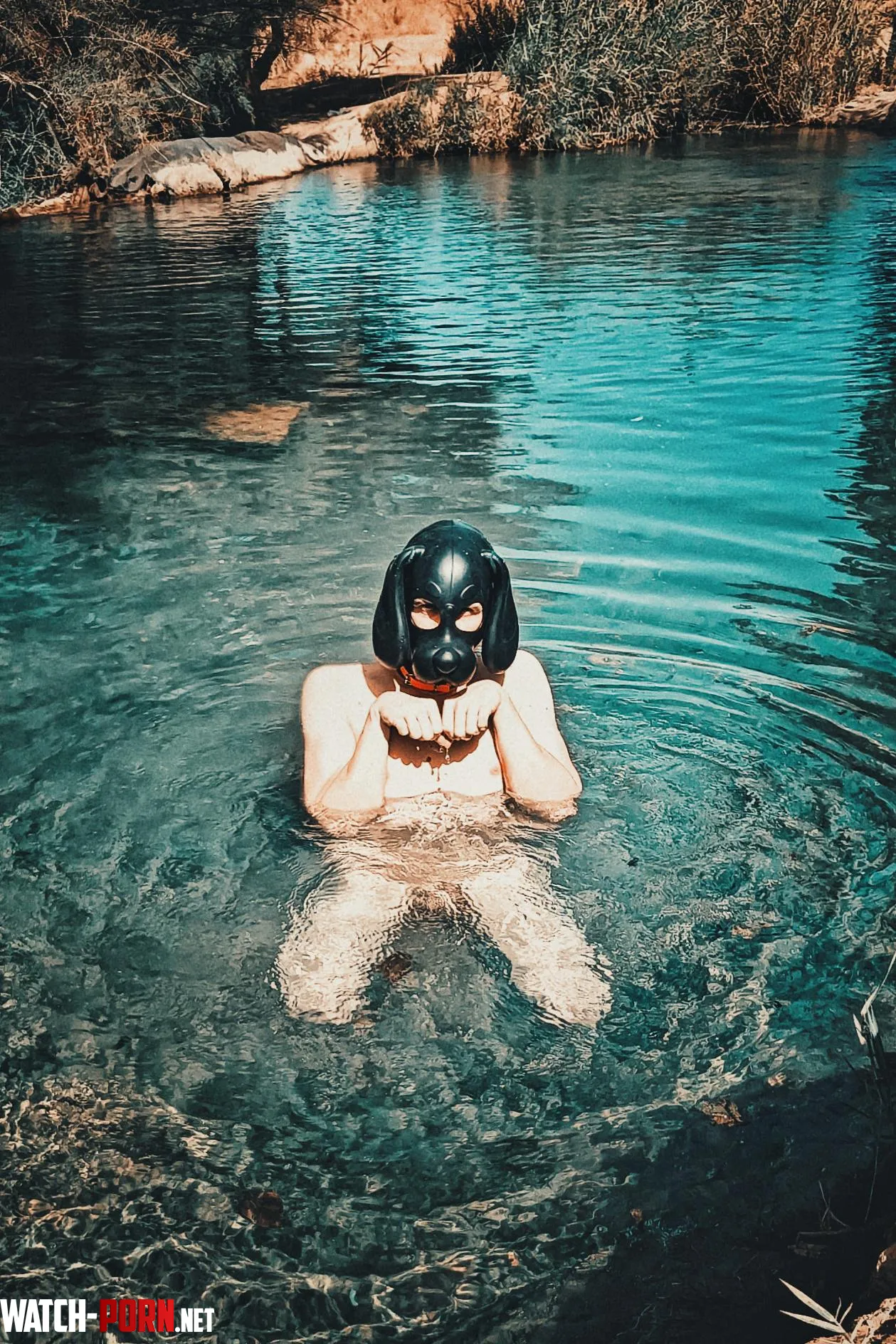 KitsyMe0w at the hotsprings. by Kitsy_Me0w