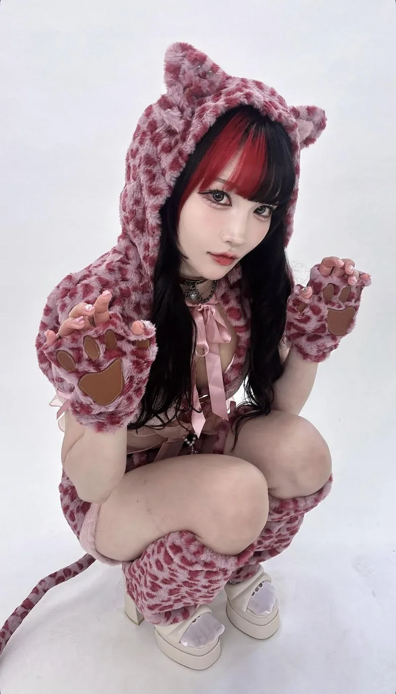 Thumbnail Maki Itoh