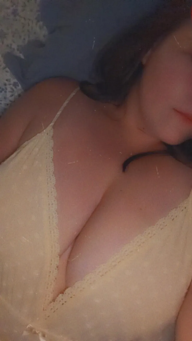 Thumbnail Anyone wanna come take this off me?