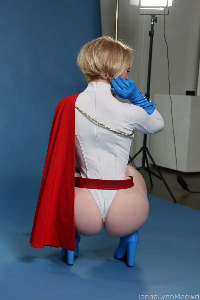 Thumbnail Jenna Lynn Meowri as Power Girl (DC Comics)