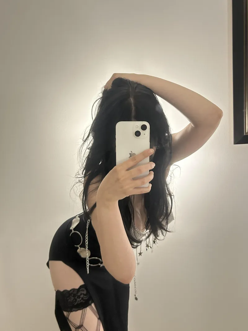 Thumbnail You can have me: 3