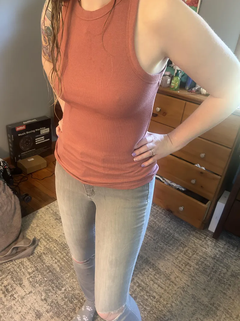 Thumbnail Should I always be braless? 🤷‍♀️