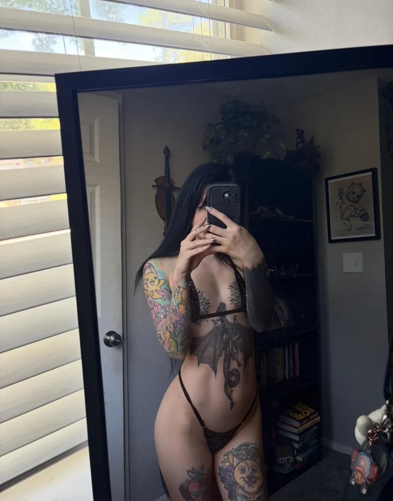 Thumbnail Wanna cuddle