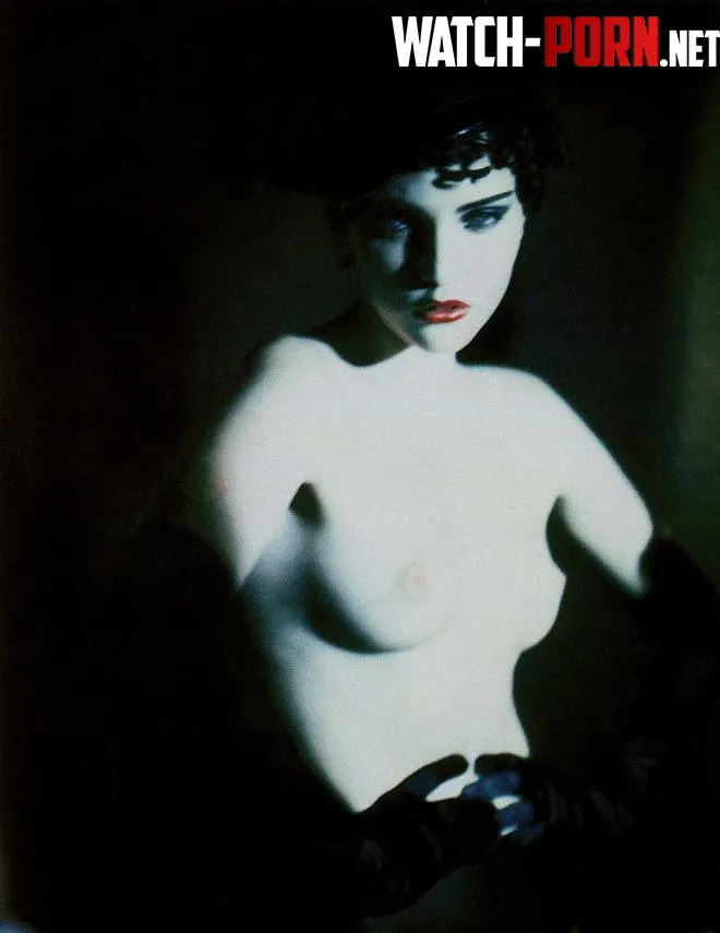 Nadja Auermann | French PHOTO, 12-2000 | ph. Paolo Roversi by digital-fountains