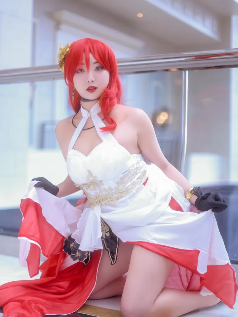 Thumbnail Himeko (Honkai Star rail)