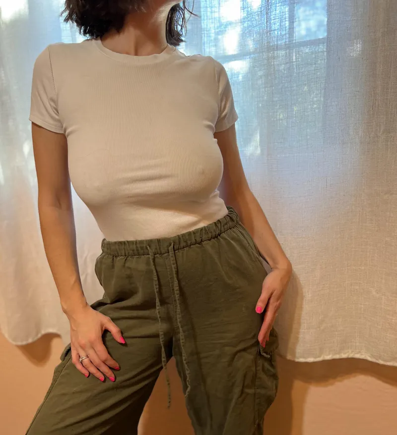Thumbnail Simple outfit, crowd favorite