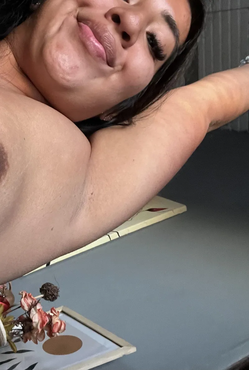 Thumbnail My armpit is soft