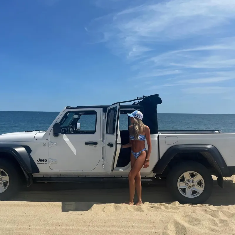 Thumbnail blue bikini