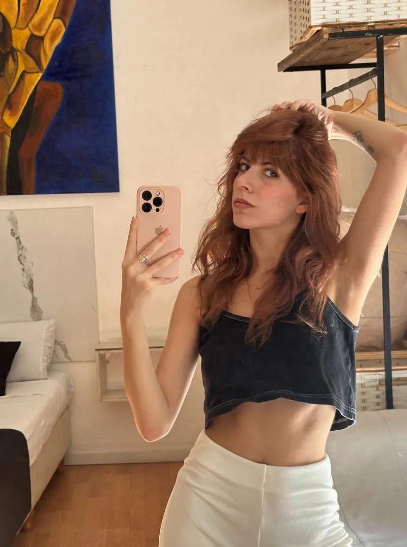 Thumbnail a croptop and a pretty face