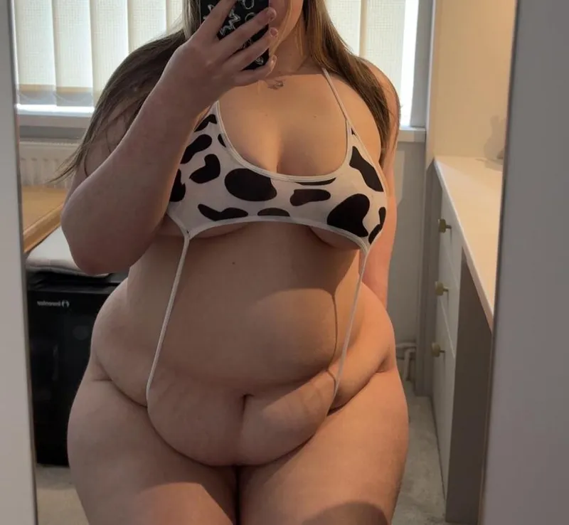 Thumbnail Sophiesbelly by Valuable_Touch_1696