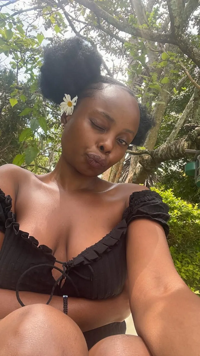 Thumbnail Just a simple selfie to share today by EbonyCake69