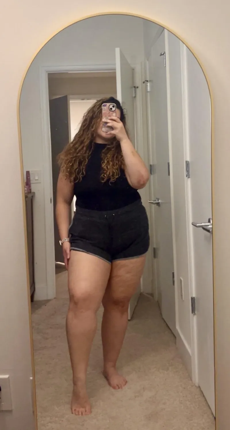 Thumbnail some tan, thick thighs 😛