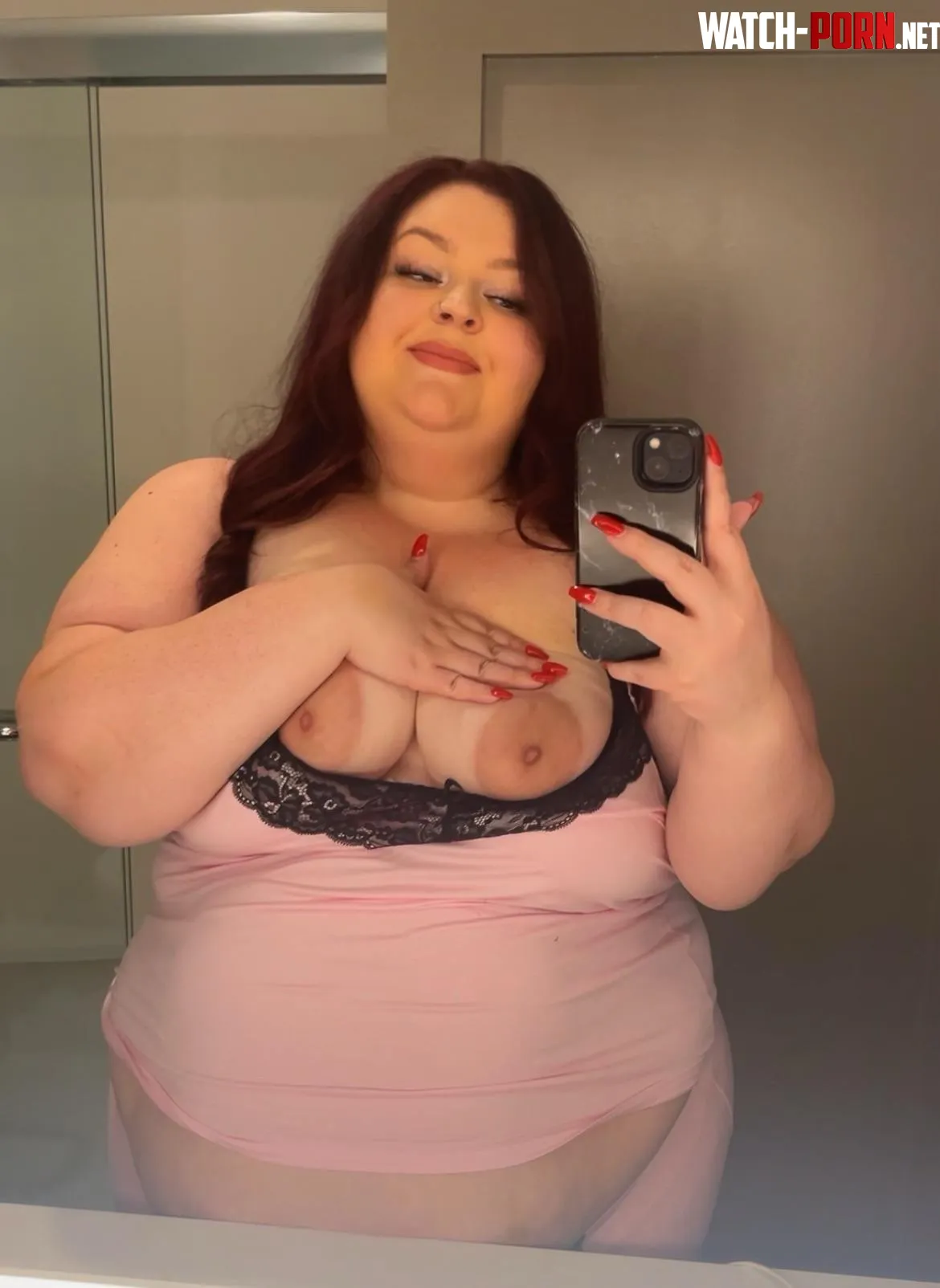I’m sweet and innocent in public. &amp; a massive slut on the internet 😈 by CurvyGoddess333