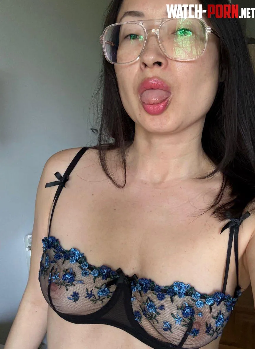Oops, my nipples are showing (F44) by shakirashakes