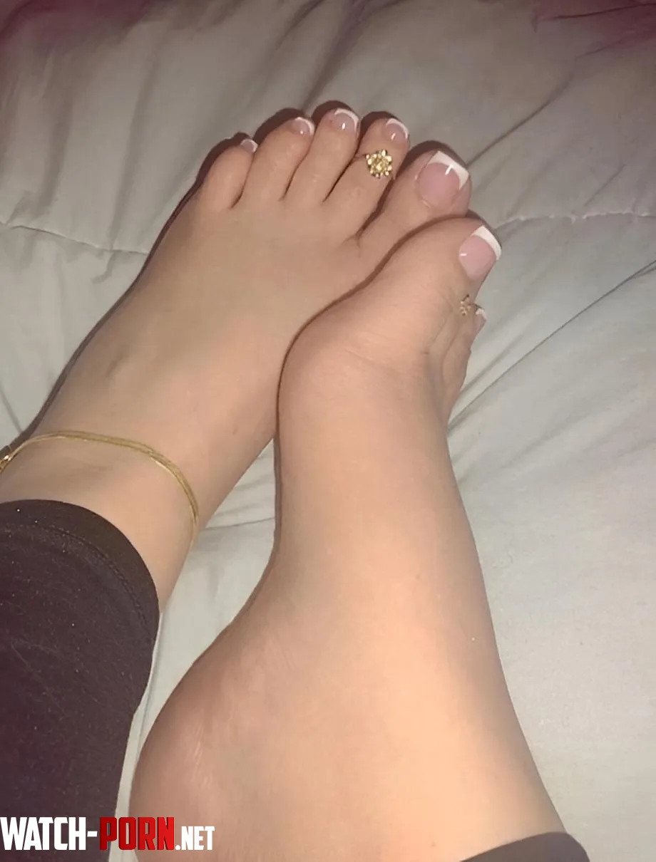 do you like French tips on toes? (oc) by Valuable-You1026