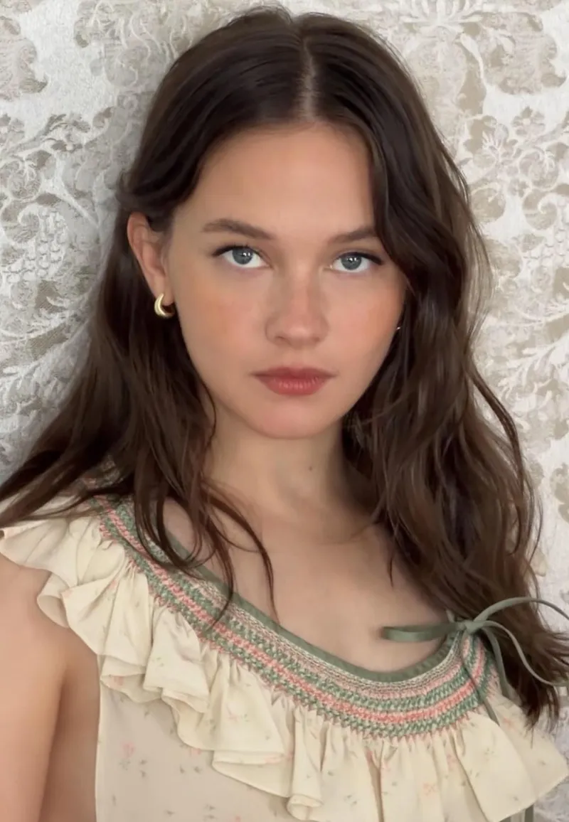 Thumbnail Cailee Spaeny