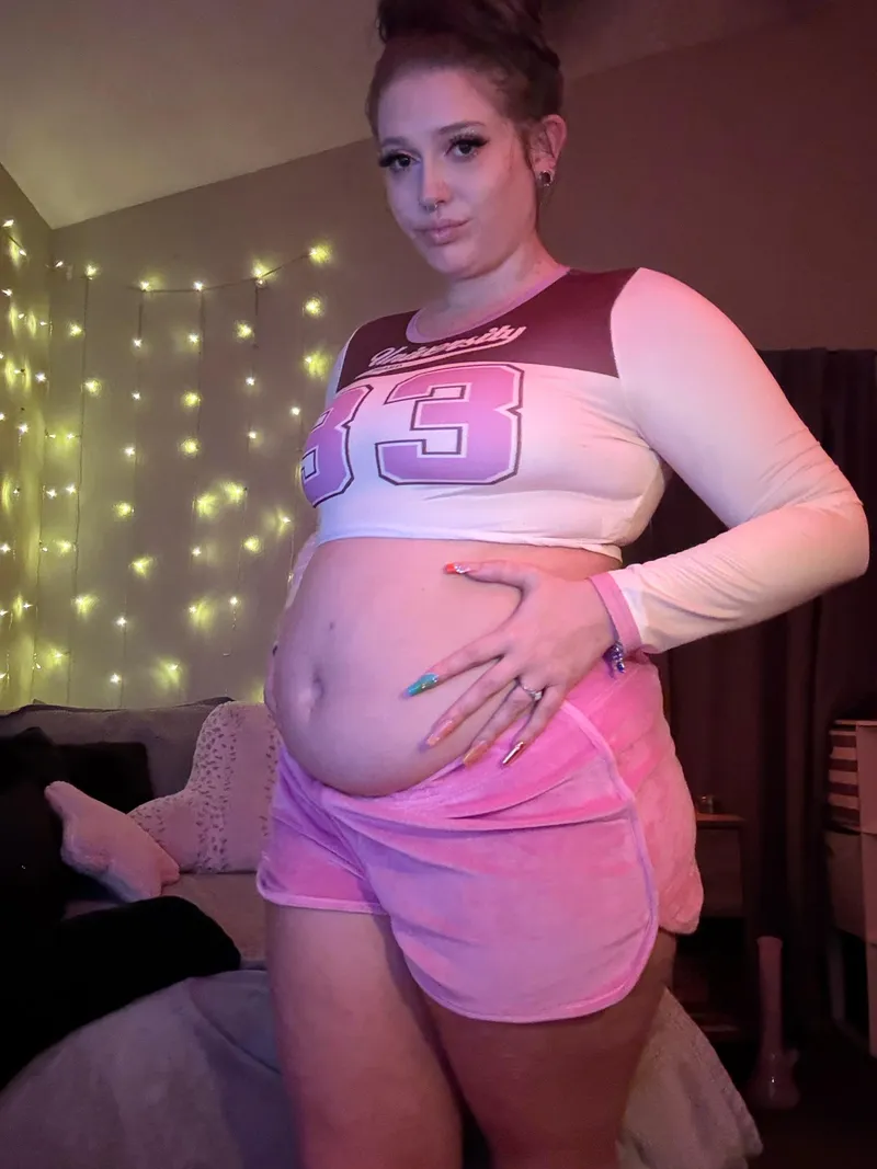 Thumbnail Sporty fit for a very non sporty girl 🥵💓