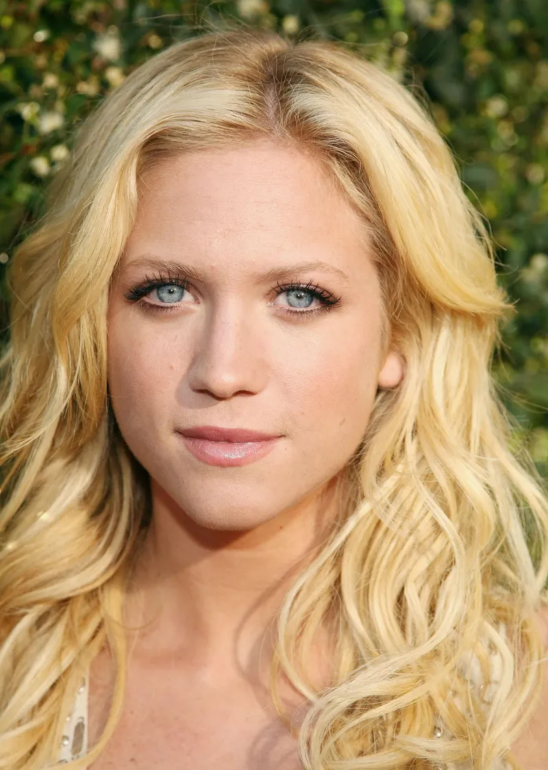Thumbnail Brittany Snow