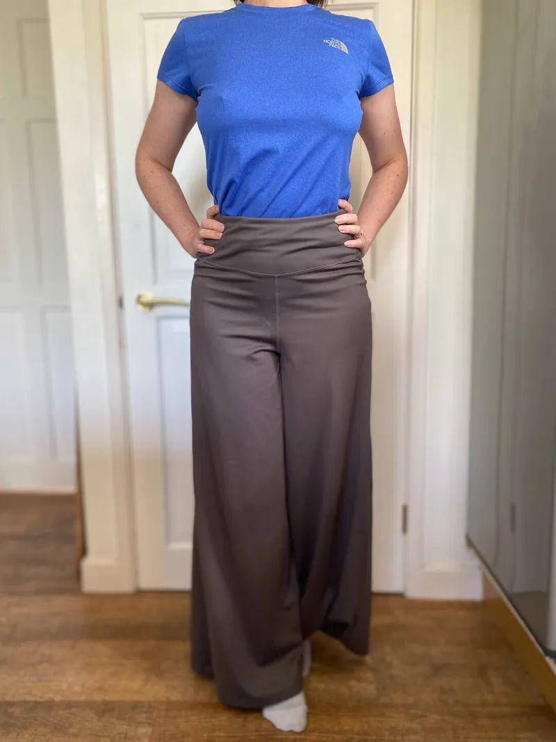 Thumbnail Today's braless outfit of choice