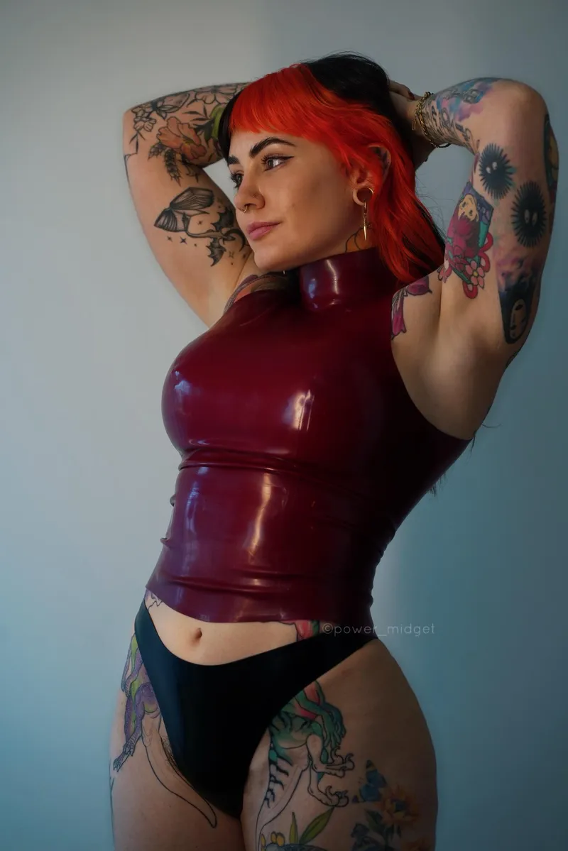 Thumbnail Not your average gym girl