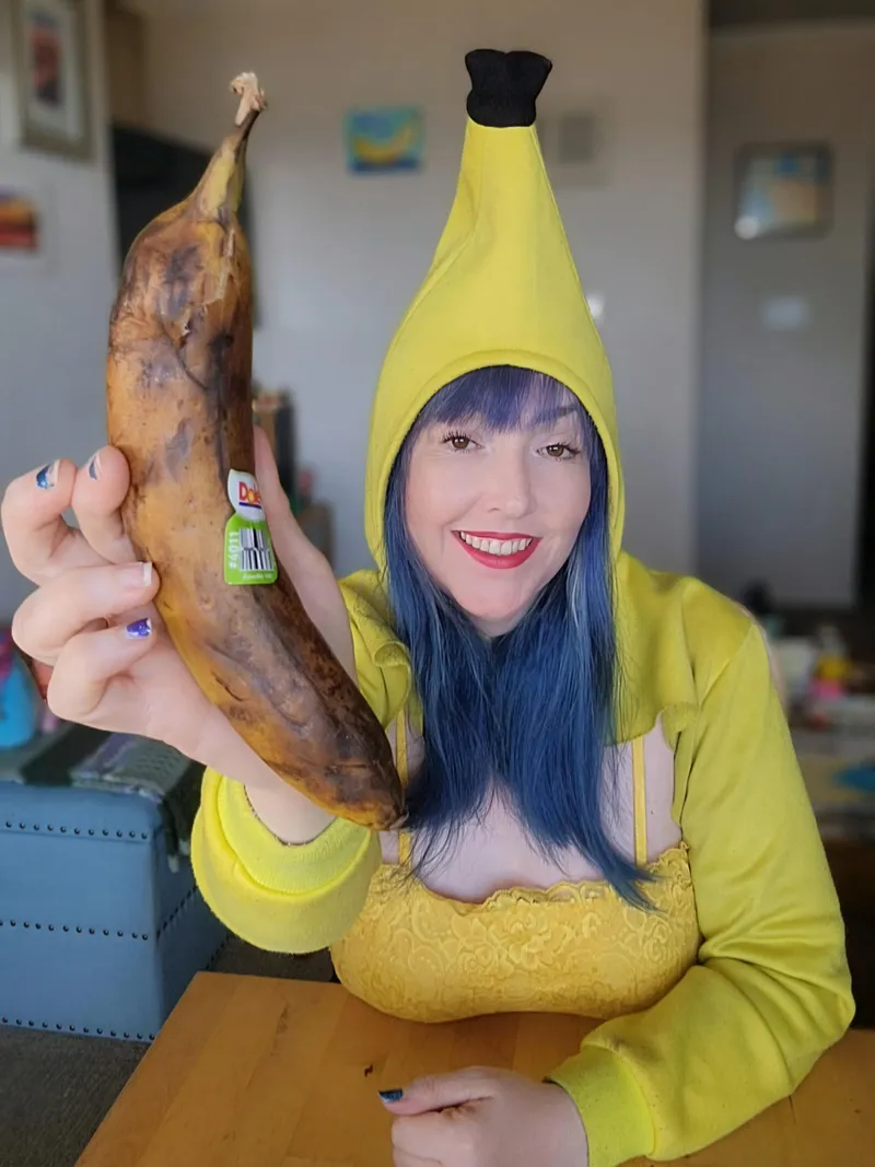 Thumbnail Cum see what I do with this banana
