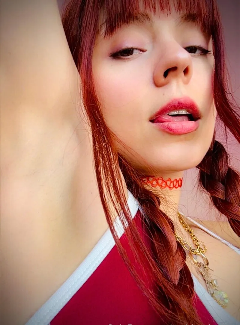 Thumbnail Get addicted to the taste and smell of my smooth pits