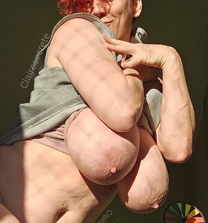 Thumbnail Feeling like my tits are longer than my upper arms
