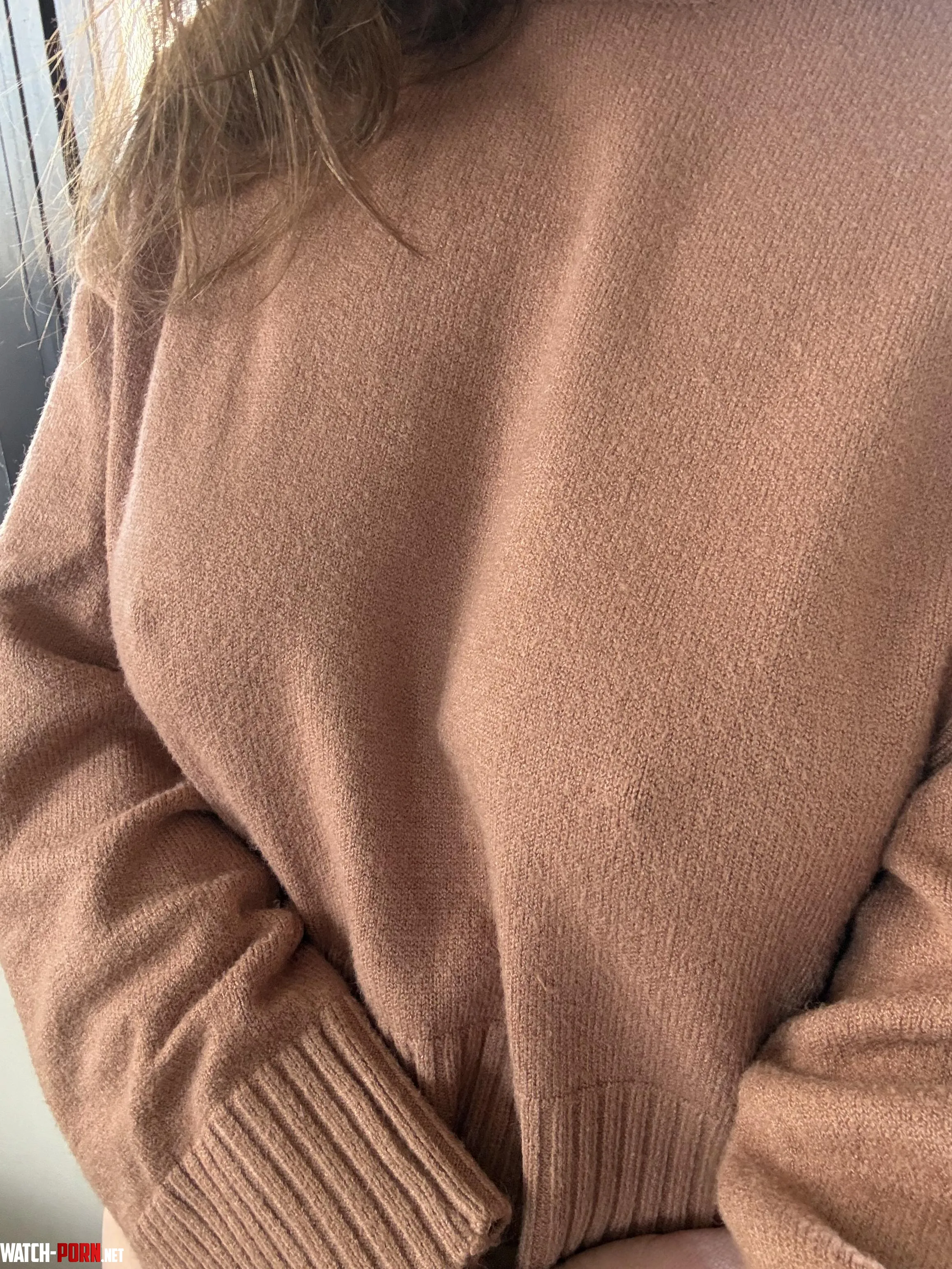 Sweater on and you can still see them by Velvetlatinaxo