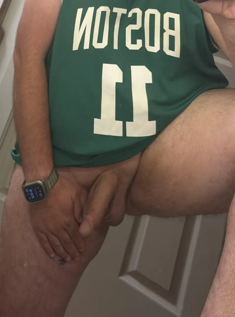 Thumbnail Couldn’t wait til basketball season