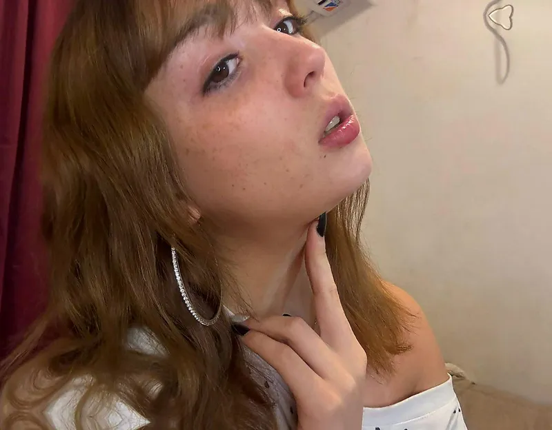 Thumbnail My femcel shyness means zero romantic history so wearing something like this makes me anxious but I post hoping it attracts someone who wants to meet slowly and be my first boyfriend.