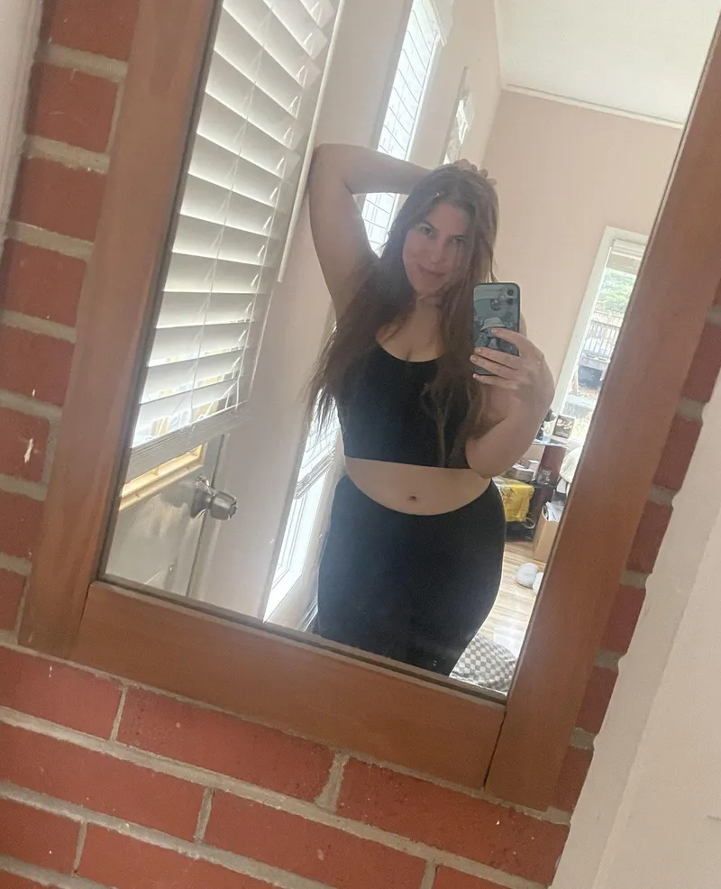 Thumbnail 40F and still rocking the crop top