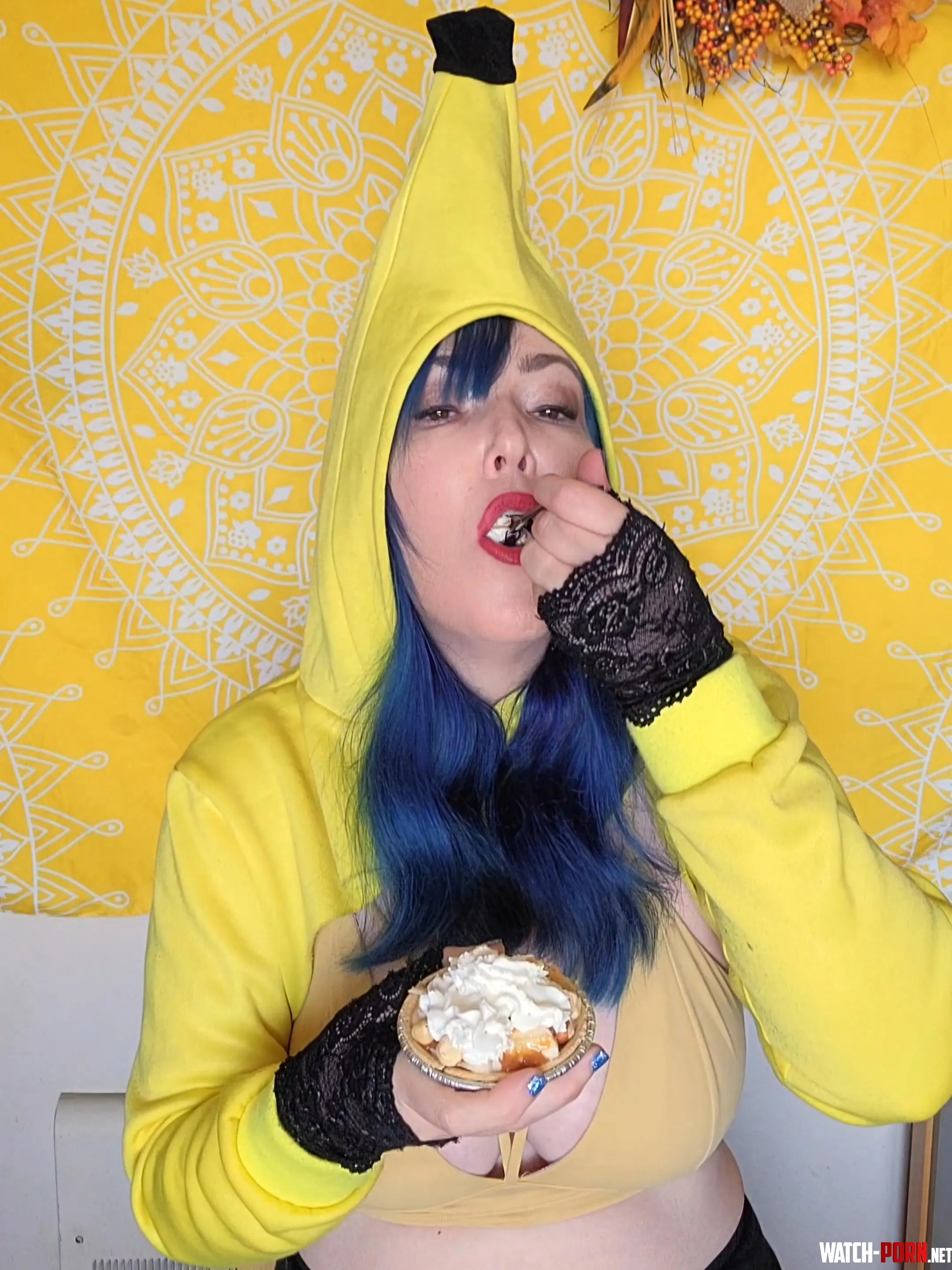 Cum see what I whip up on ny one-of-a-kind OF by breannalovesbananas