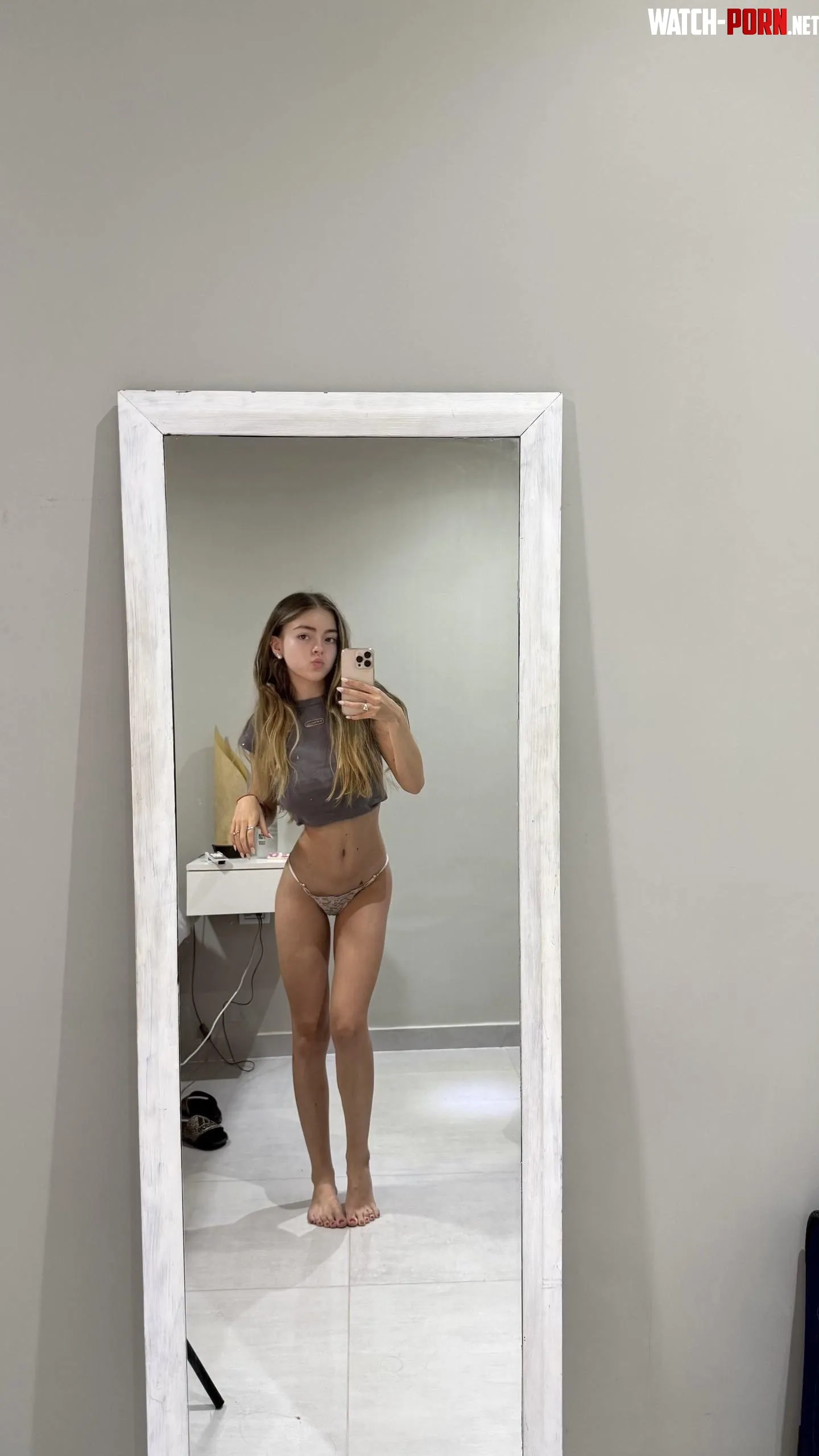 F18 is a petite virgin sexy by beautyycharm