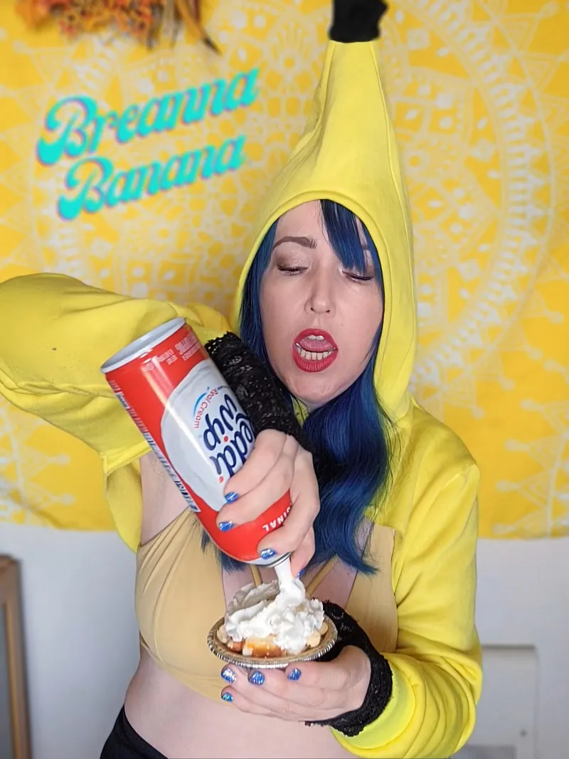 Thumbnail I love cream pies, You've never seen this before