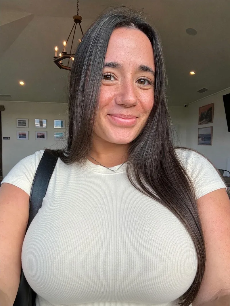Thumbnail Hair in the way
