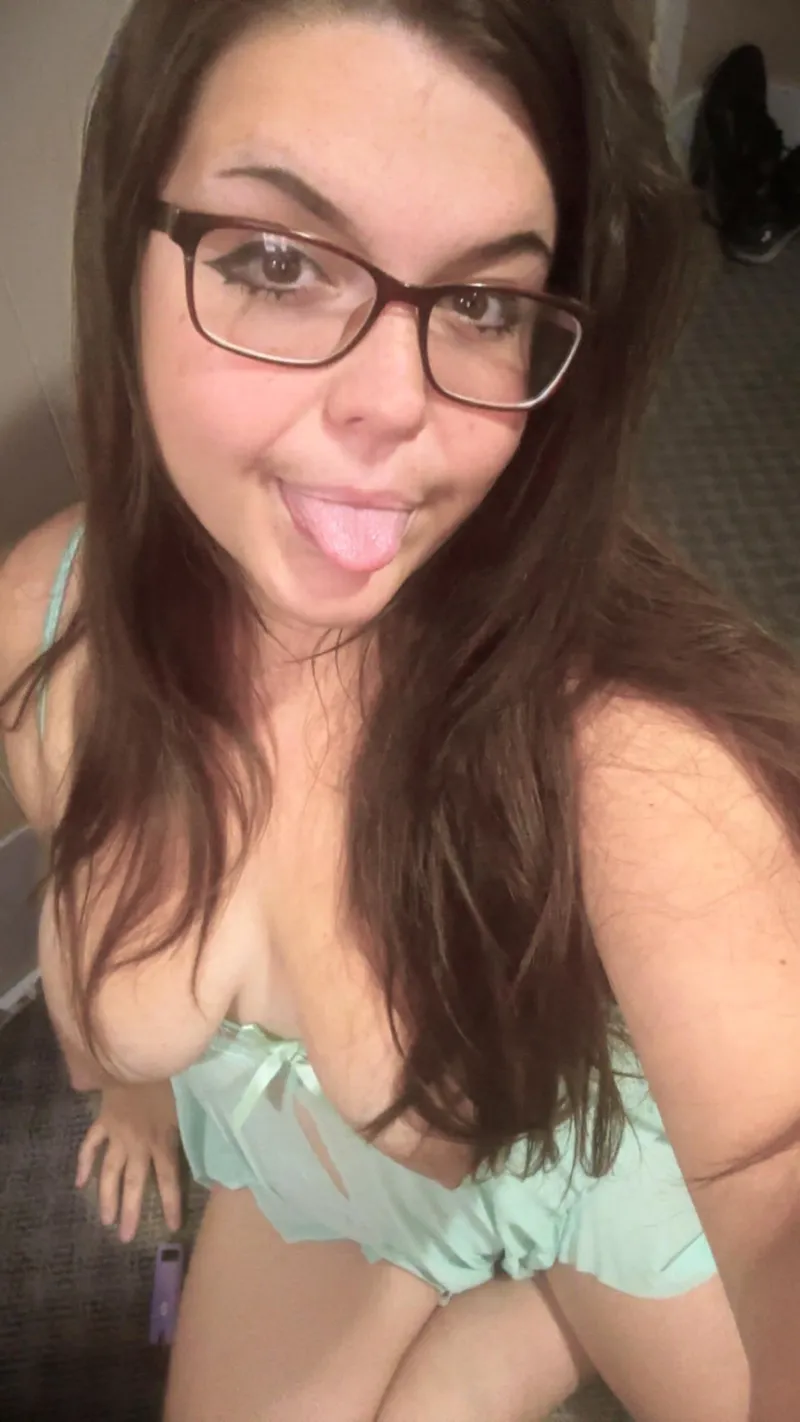 Thumbnail Chubby slut available now to please! ✨ ask for my menu! ✨ snap and tg: coopsbloopss