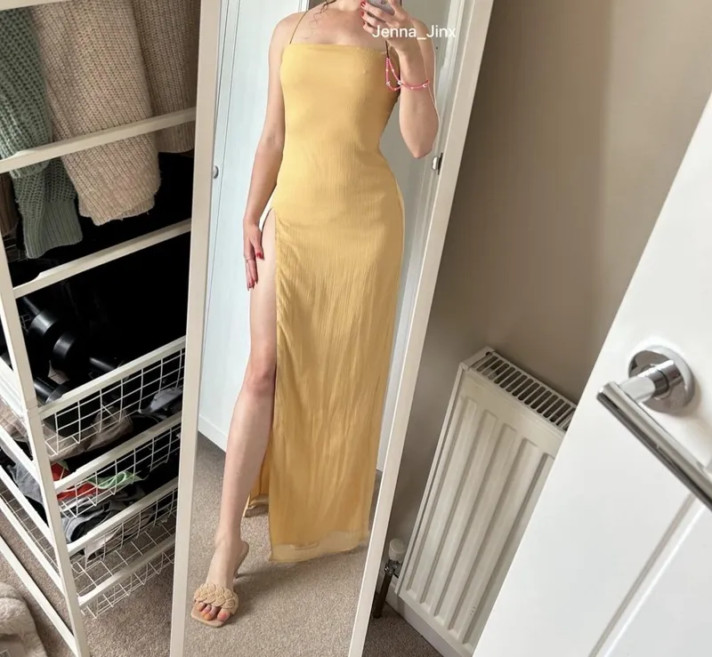 Thumbnail My yellow dress today <3