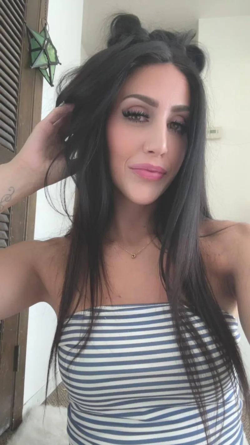 Thumbnail How old are the men on here that would consider smashing a 30yo milf?