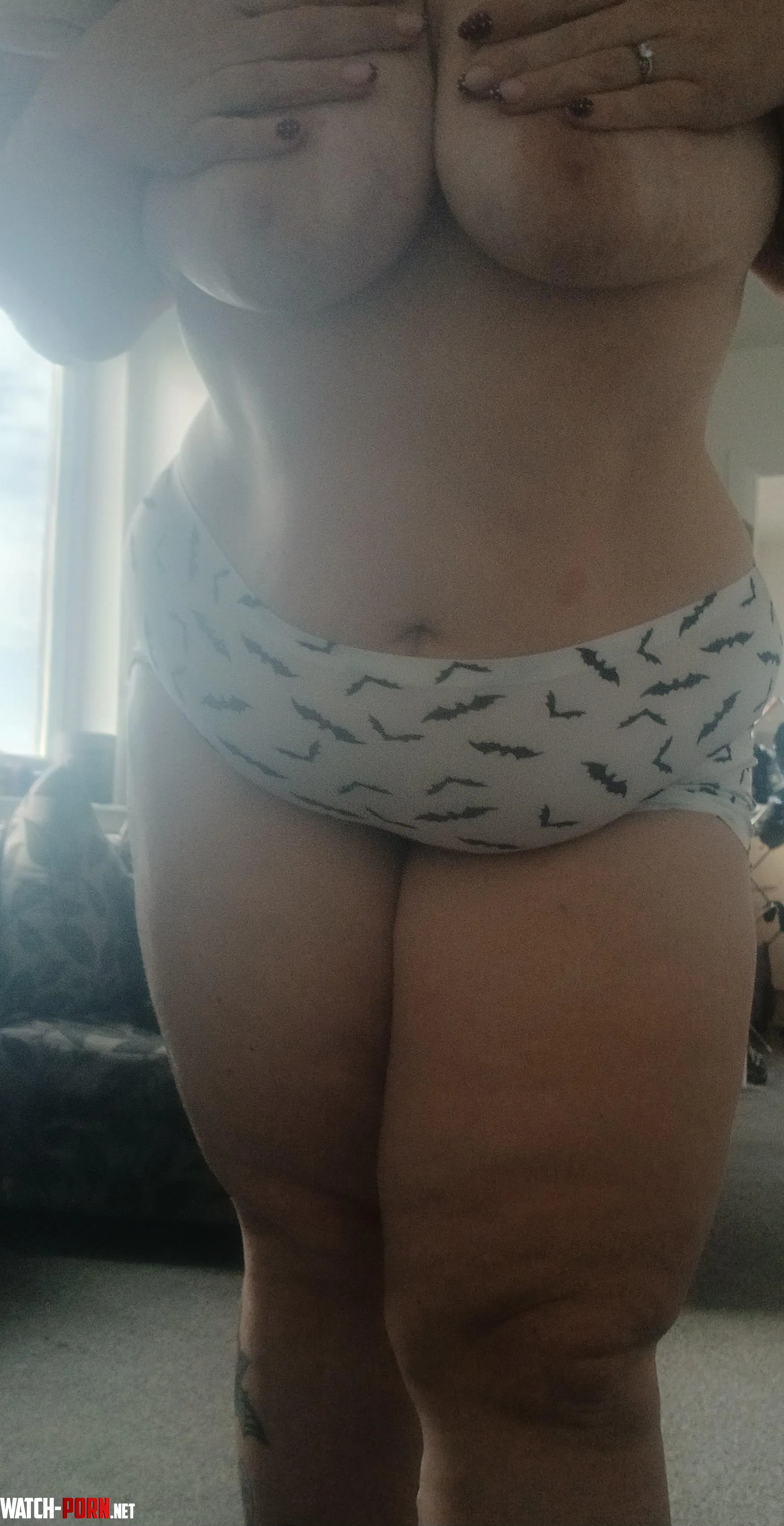 New shorts means an excuse to show off for you by Altruistic_Guess203